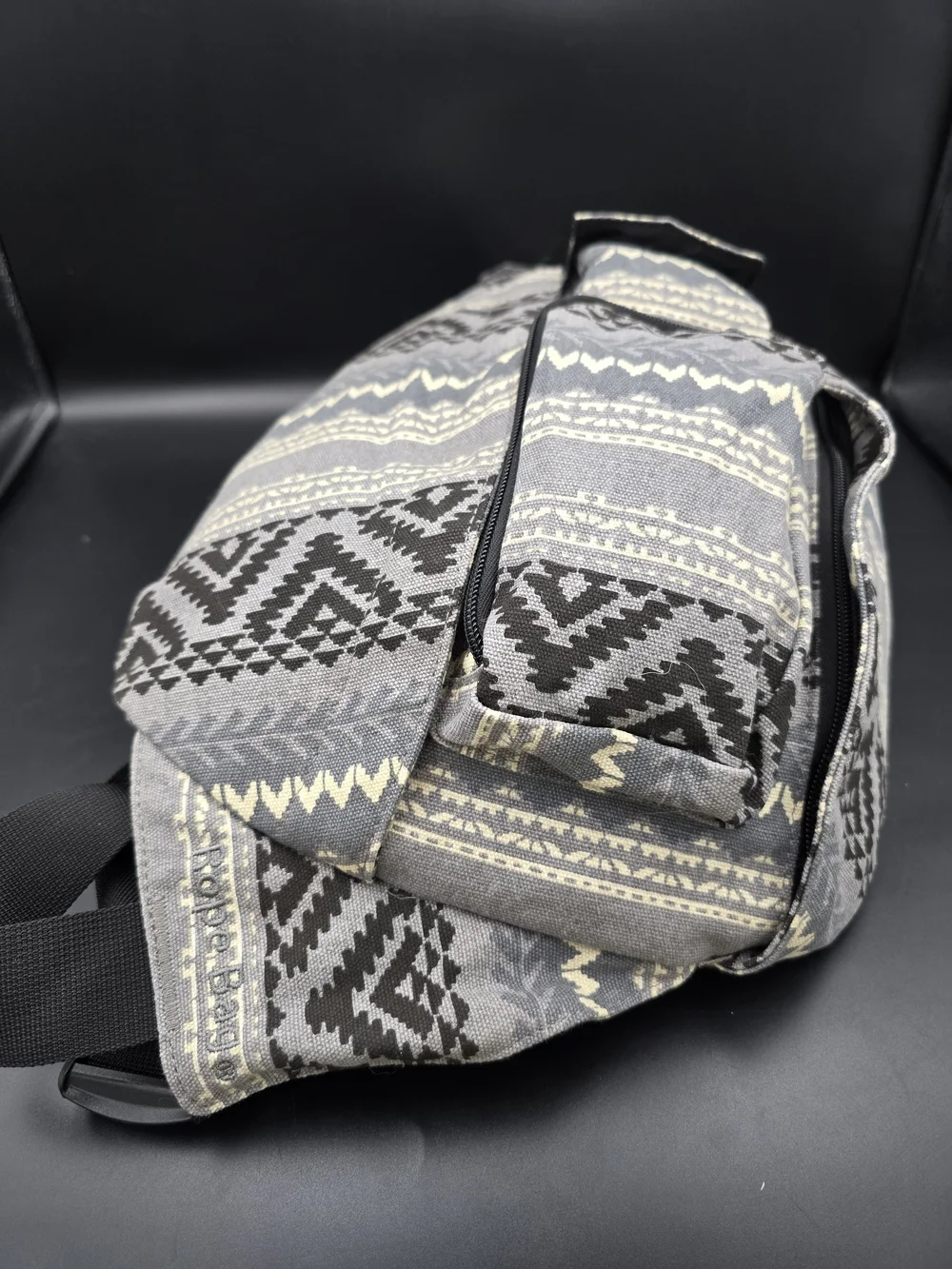 KAVU Men's Gray Patterned Sling Bag